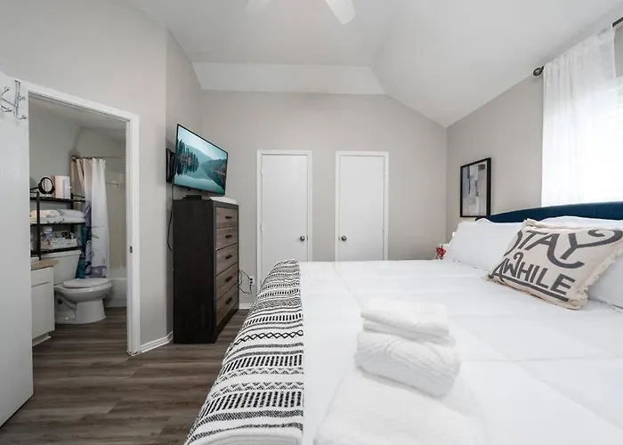 Apartment Mid-term Furnished Housing Near Cavazos - Ideal For Military Tdy, Travel Nurse, Contractors & Extended *