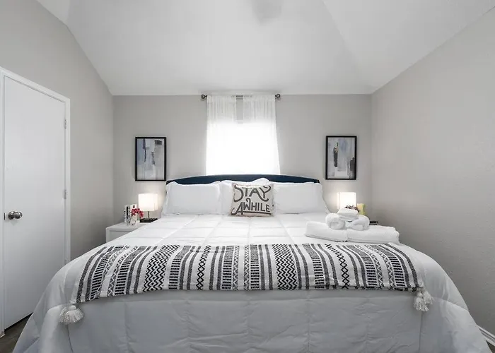 Apartment Mid-term Furnished Housing Near Cavazos - Ideal For Military Tdy, Travel Nurse, Contractors & Extended Killeen